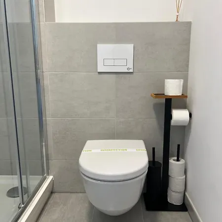 Skau Piano Family & Business Free Parking Lägenhet *