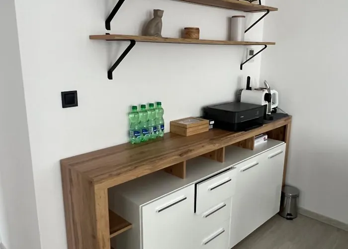 Skau Piano Family & Business Free Parking *